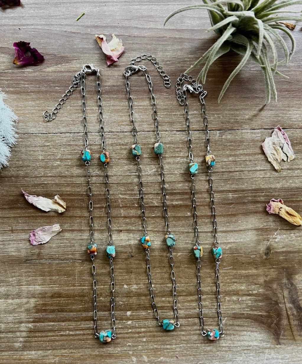 Chain Choker with Turquoise and Spiny