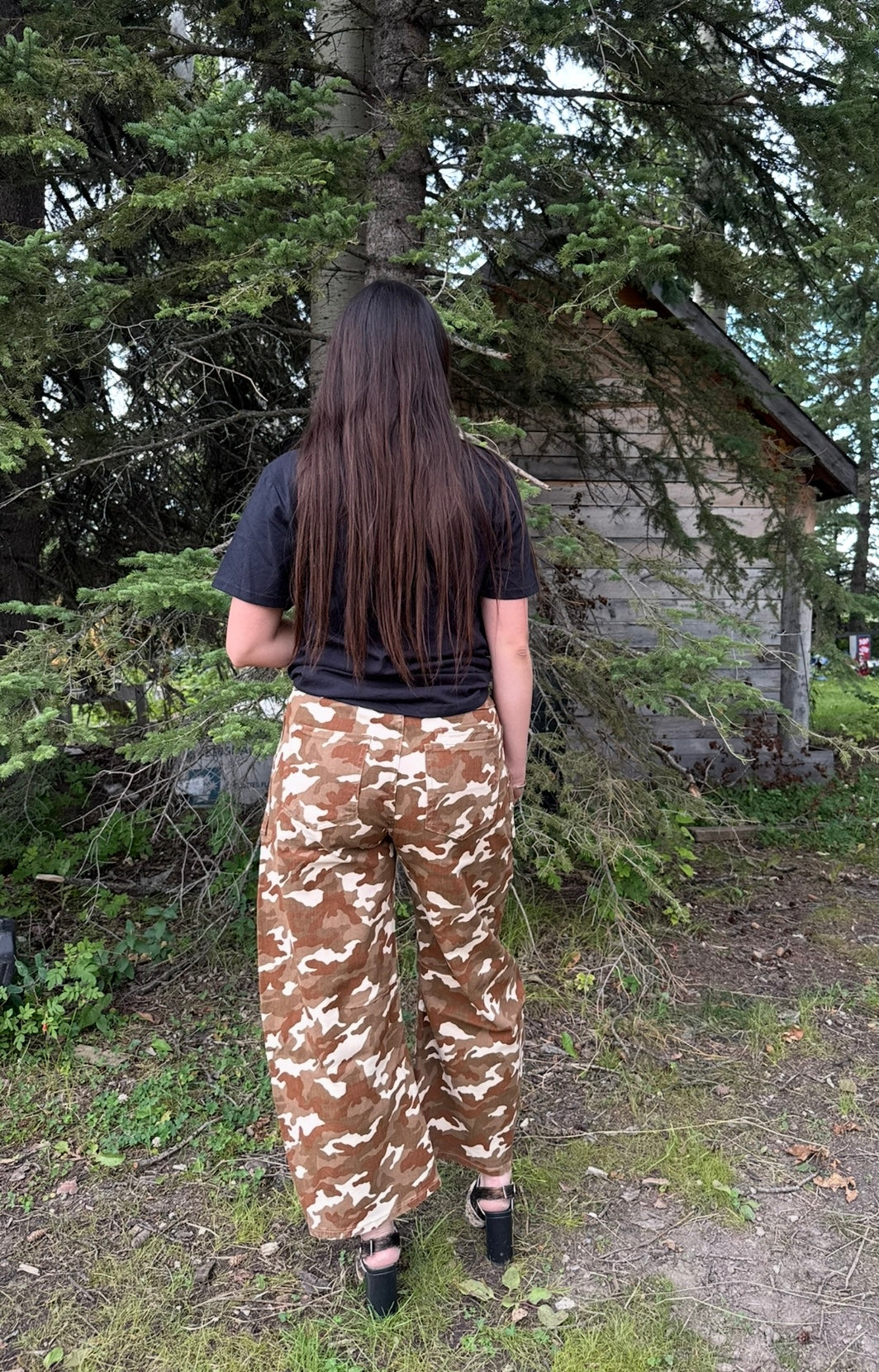Camo barrel jeans